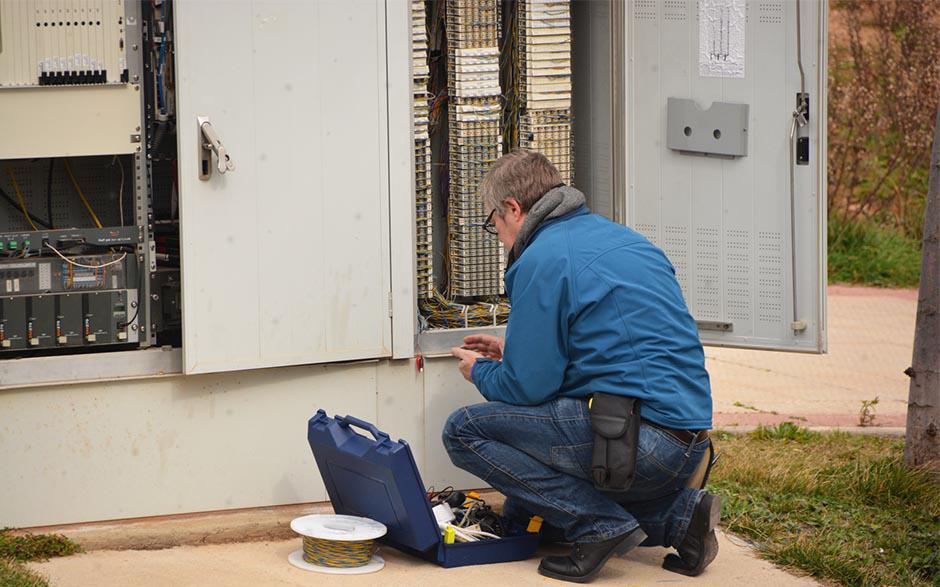 recherche travail électricien bâtiment Paris 14