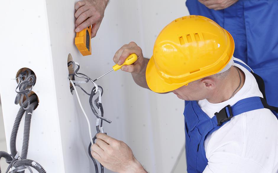 recherche travail électricien bâtiment Paris 14